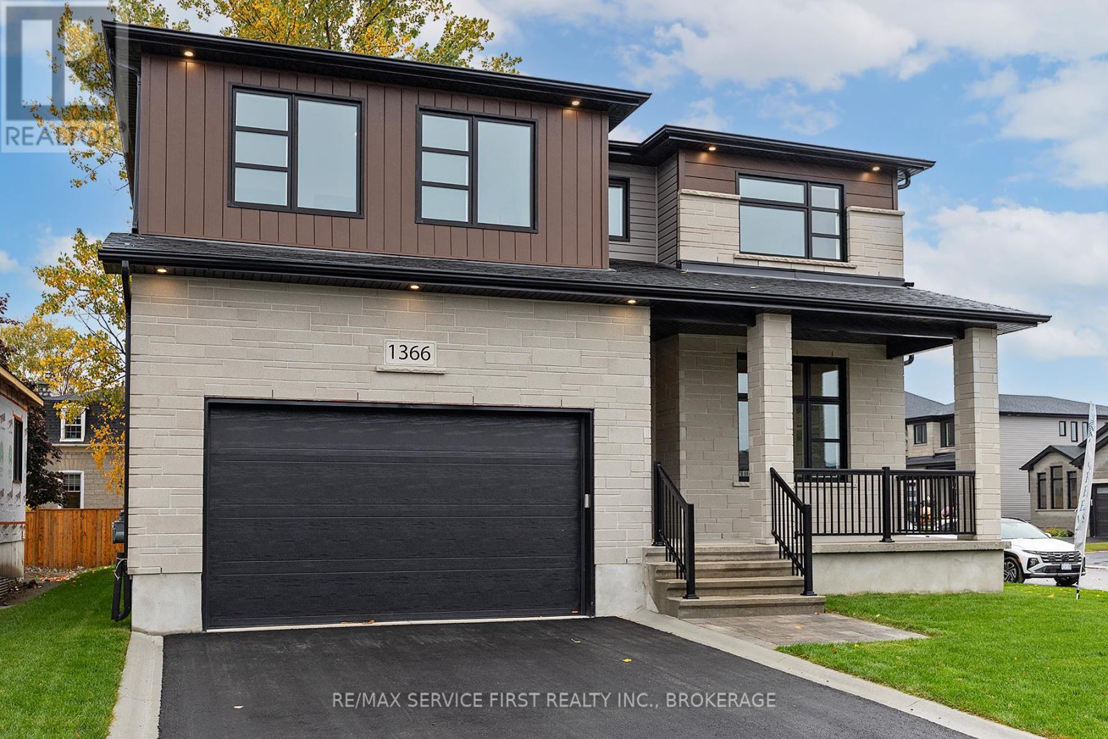 1366 Woodfield Crescent, Kingston, Ontario  K7P 0T3 - Photo 2 - X12307867