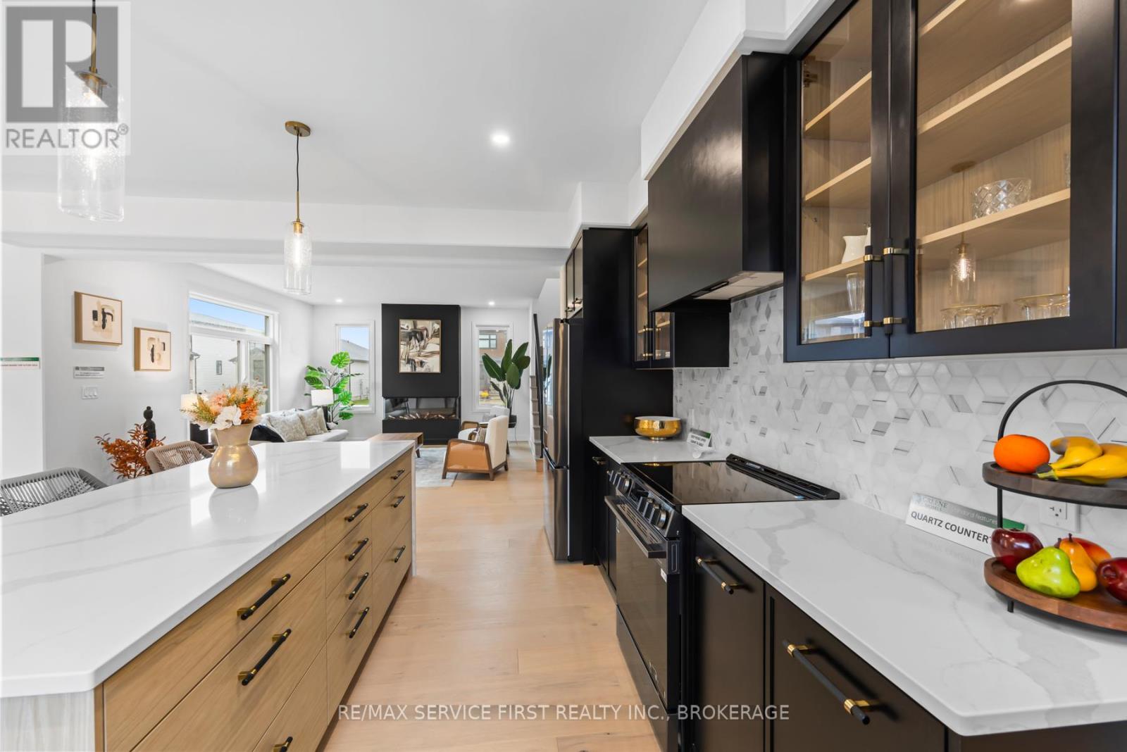 1366 Woodfield Crescent, Kingston, Ontario  K7P 0T3 - Photo 30 - X12307867