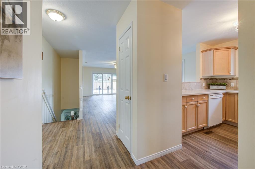 152 Oxford Street, Woodstock, Ontario  N4S 6A9 - Photo 5 - 40788590