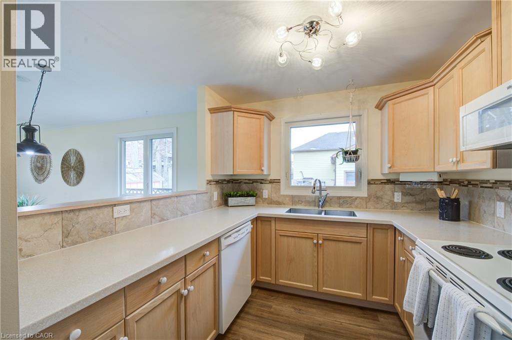 152 Oxford Street, Woodstock, Ontario  N4S 6A9 - Photo 7 - 40788590