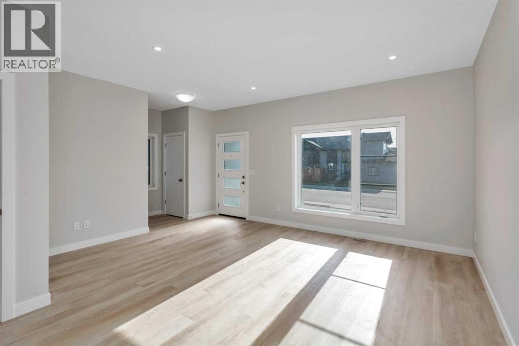 101 Aztec Crescent, Blackfalds, Alberta  T4M 0M7 - Photo 7 - A2233145