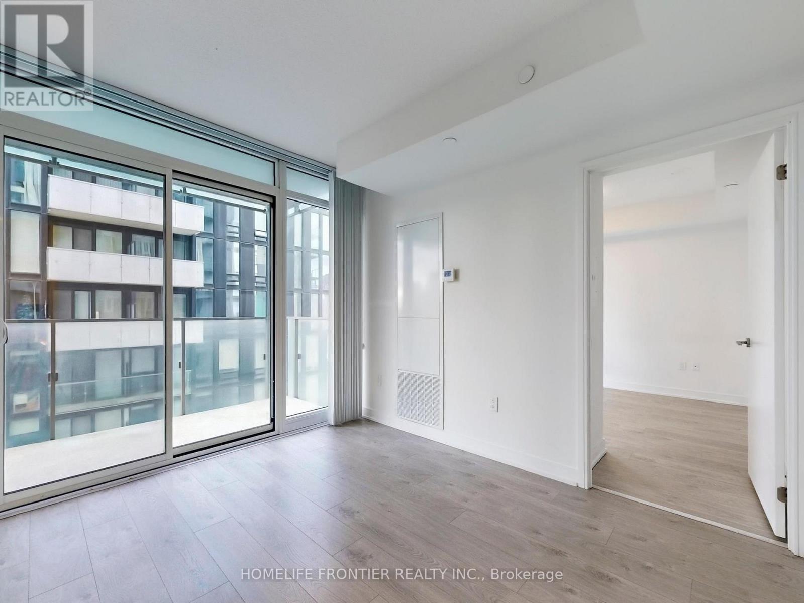 3611 - 50 Wellesley Street E, Toronto, Ontario  M4Y 0C8 - Photo 2 - C12555584