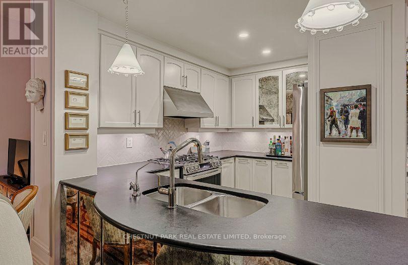 508 - 99 Avenue Road, Toronto, Ontario  M5R 2G5 - Photo 10 - C12555592