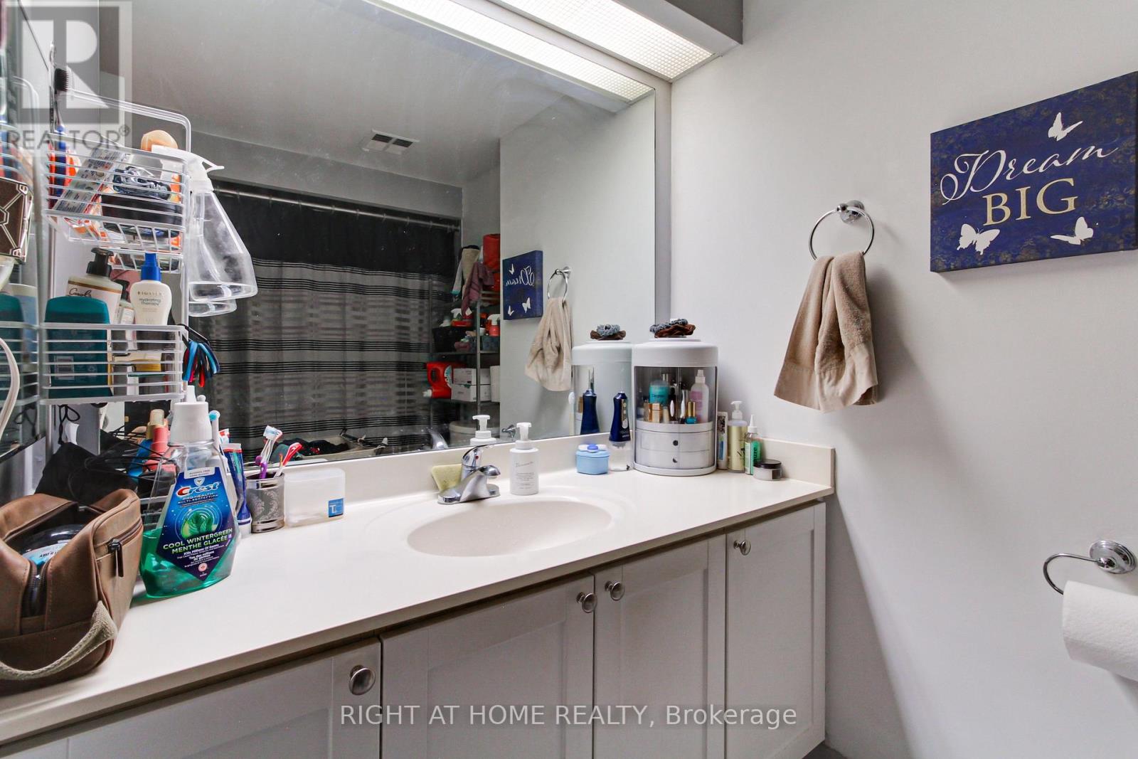 504 - 77 Harbour Square, Toronto, Ontario  M5J 2S2 - Photo 19 - C12555682