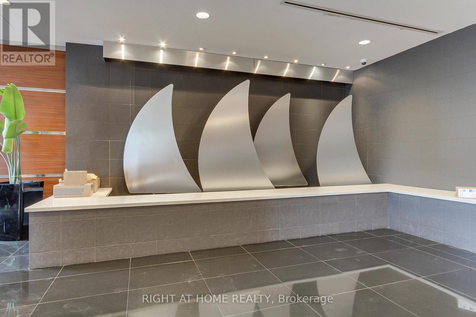 504 - 77 Harbour Square, Toronto, Ontario  M5J 2S2 - Photo 2 - C12555682