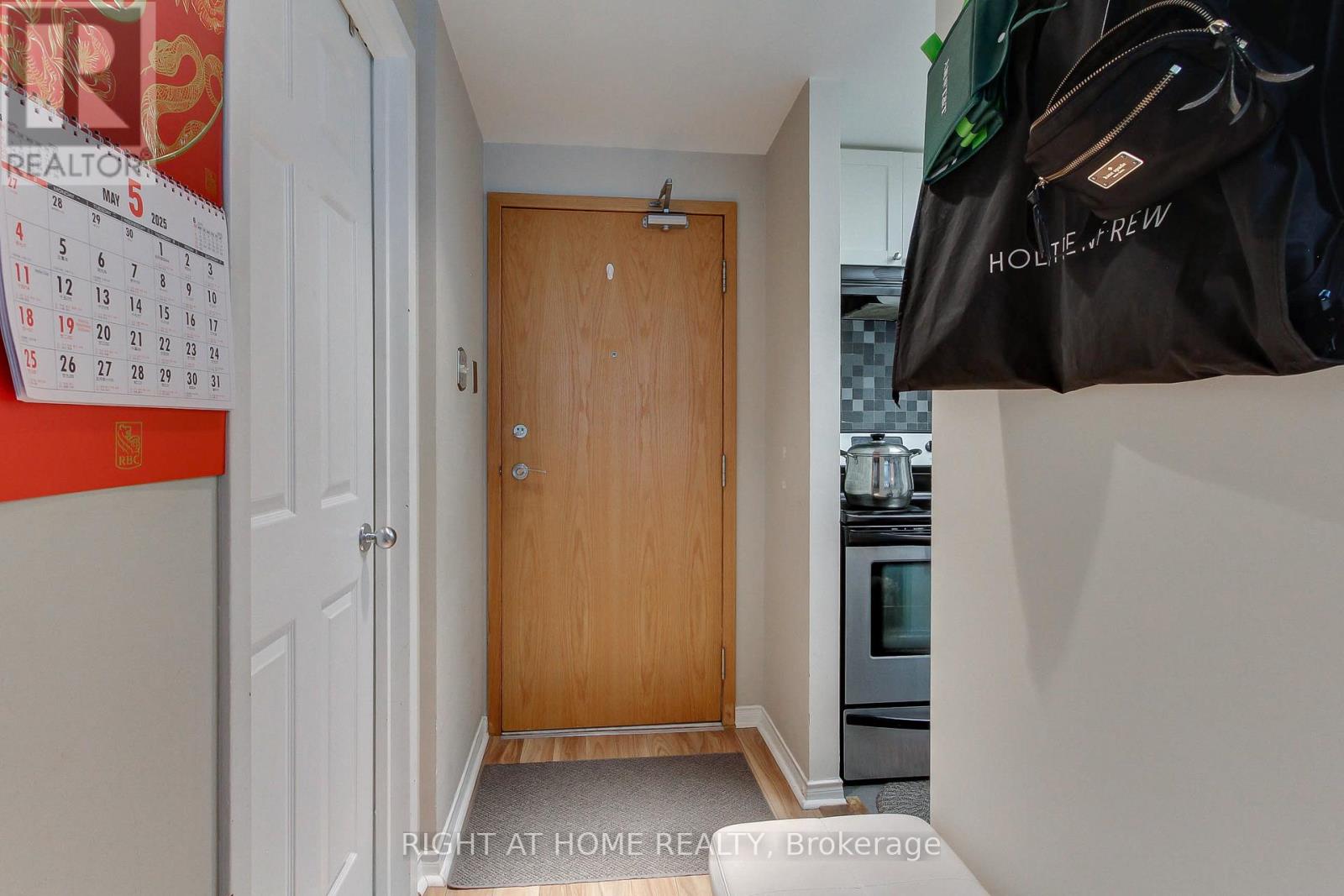 504 - 77 Harbour Square, Toronto, Ontario  M5J 2S2 - Photo 8 - C12555682