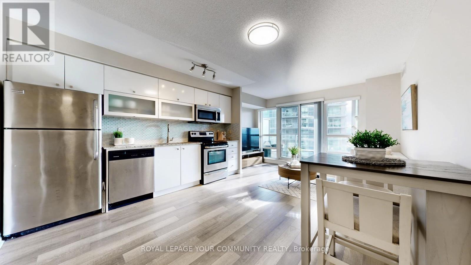 1911 - 2015 Sheppard Avenue E, Toronto, Ontario  M2J 0B3 - Photo 10 - C12555696