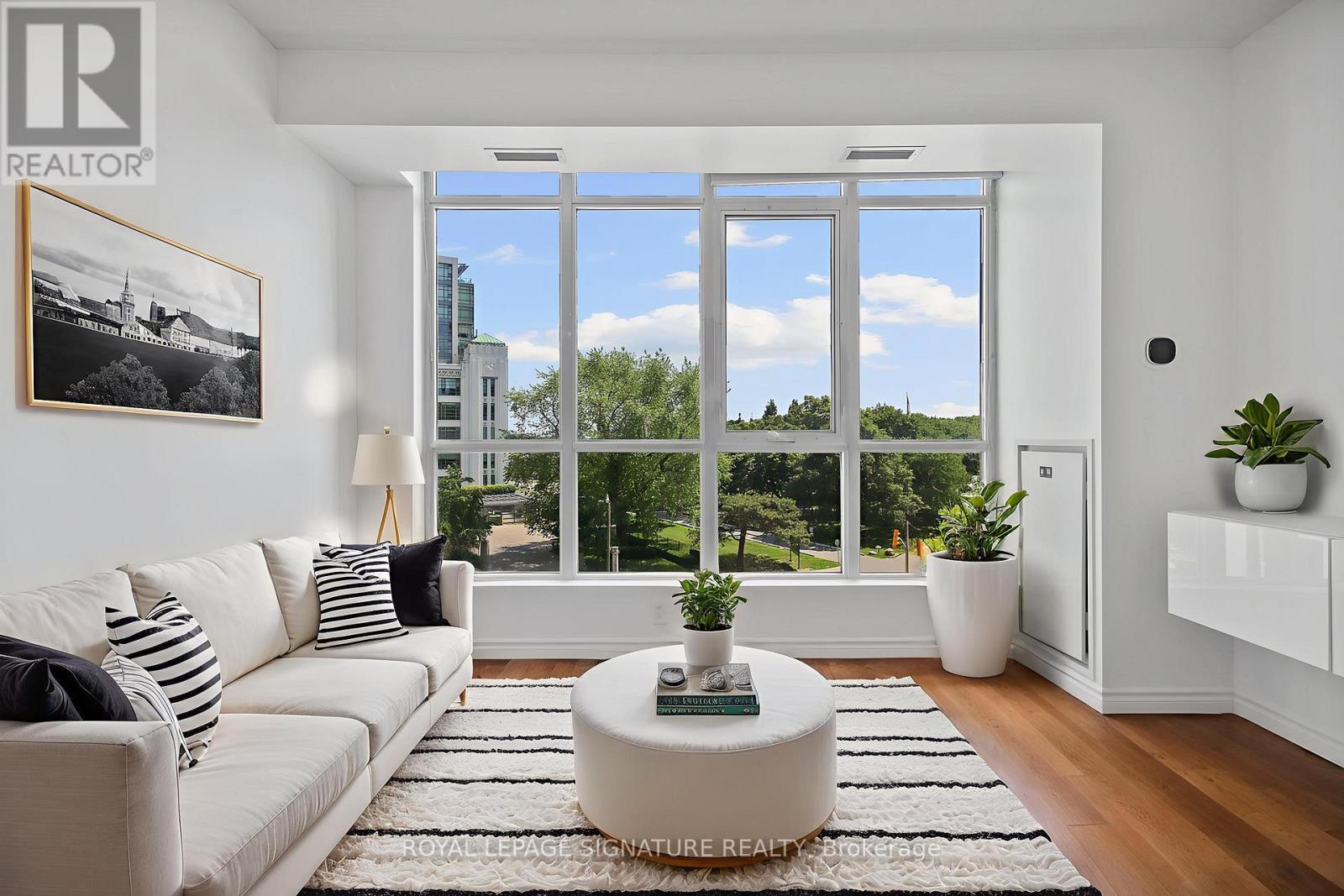 534 - 628 FLEET STREET, Toronto, Ontario