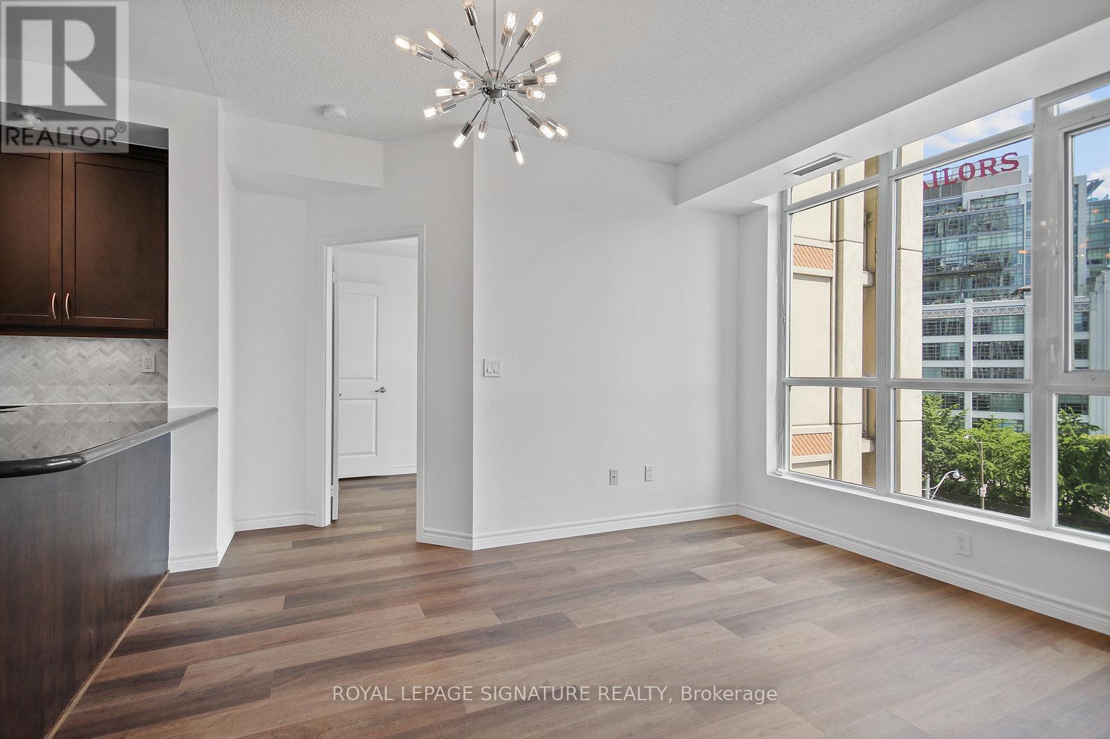 534 - 628 Fleet Street, Toronto, Ontario  M5V 1A8 - Photo 3 - C12555702