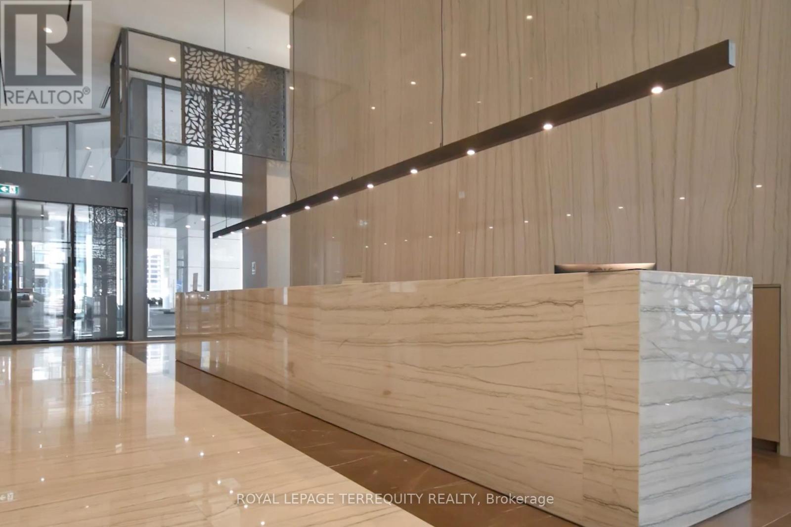 1207 - 88 Harbour Street, Toronto, Ontario  M5J 0C3 - Photo 3 - C12555720