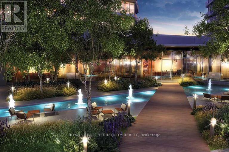 1207 - 88 Harbour Street, Toronto, Ontario  M5J 0C3 - Photo 32 - C12555720