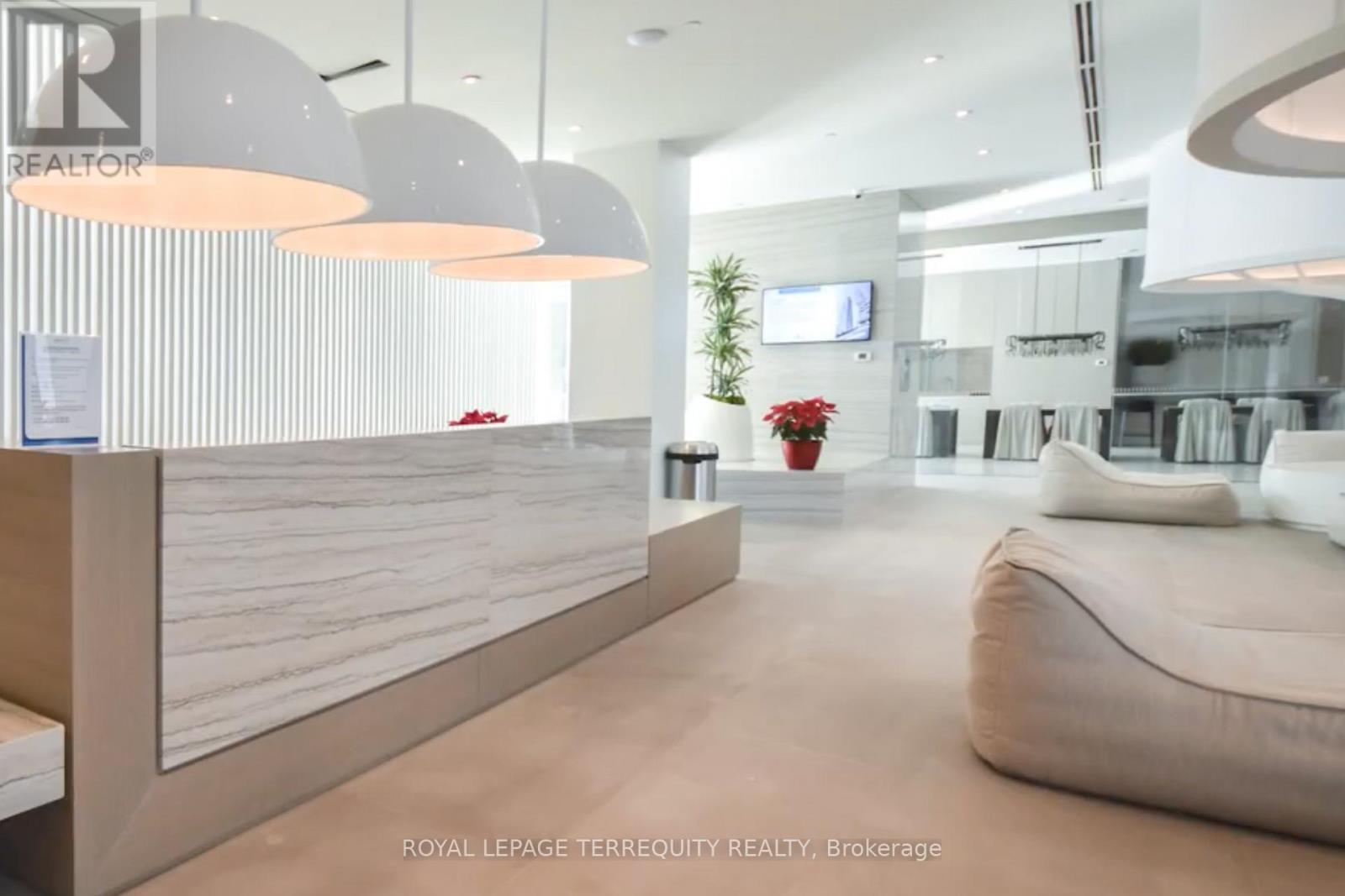 1207 - 88 Harbour Street, Toronto, Ontario  M5J 0C3 - Photo 33 - C12555720