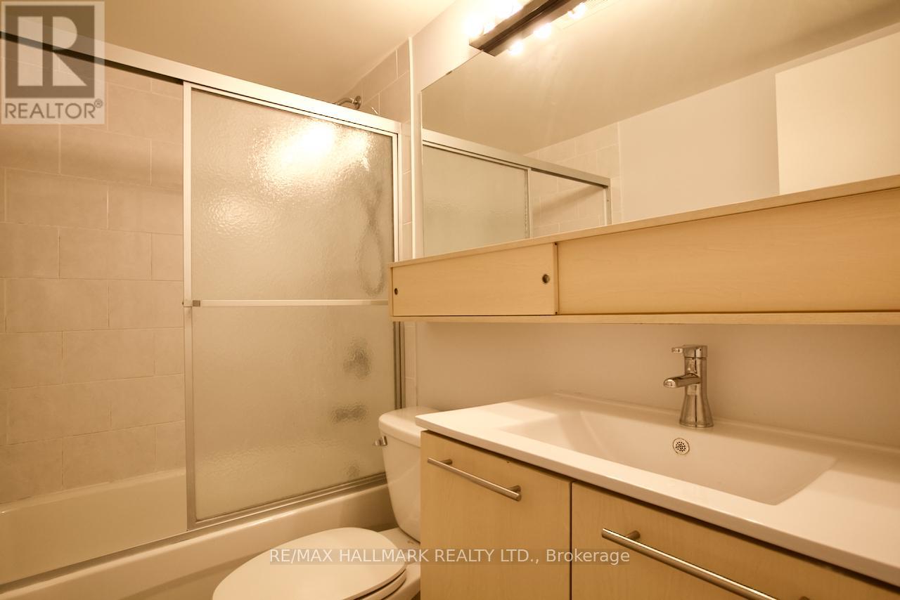 Ph8 - 260 Seneca Hill Drive, Toronto, Ontario  M2J 4S6 - Photo 10 - C12555722