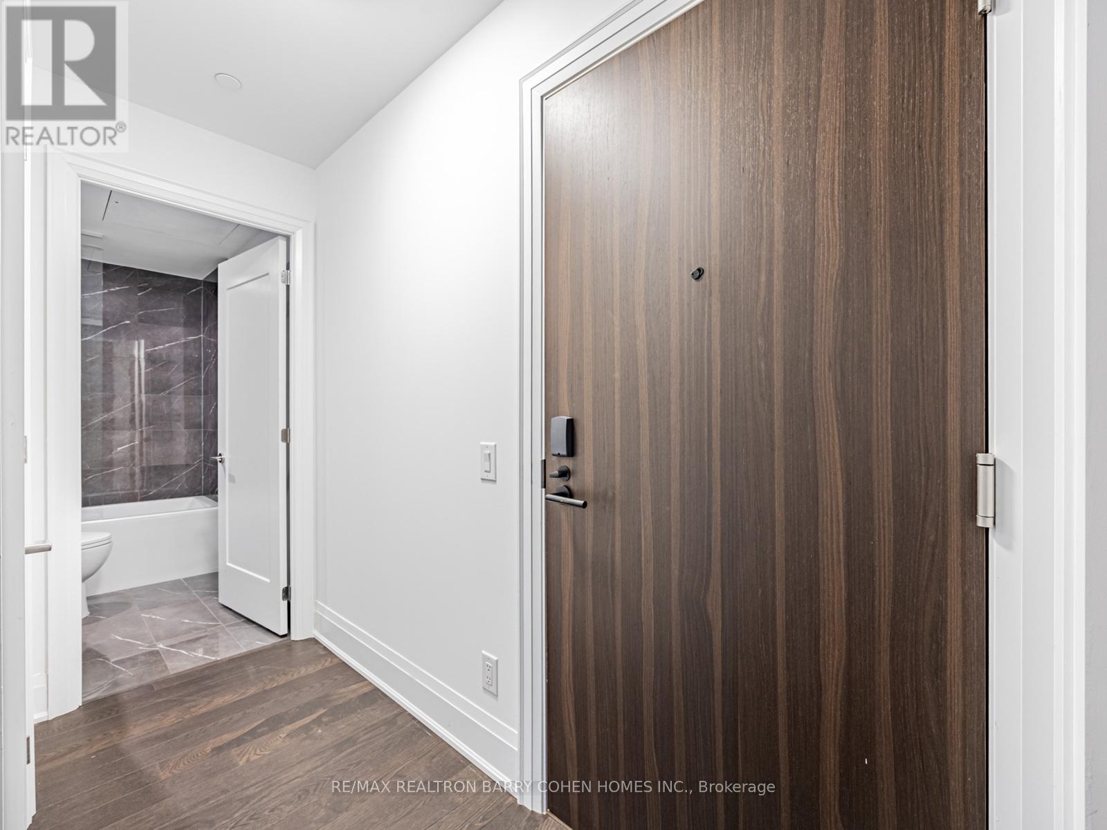 226 - 280 Howland Avenue, Toronto, Ontario  M5R 0C3 - Photo 2 - C12555738