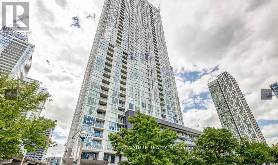 3706 - 75 QUEENS WHARF, Toronto, Ontario