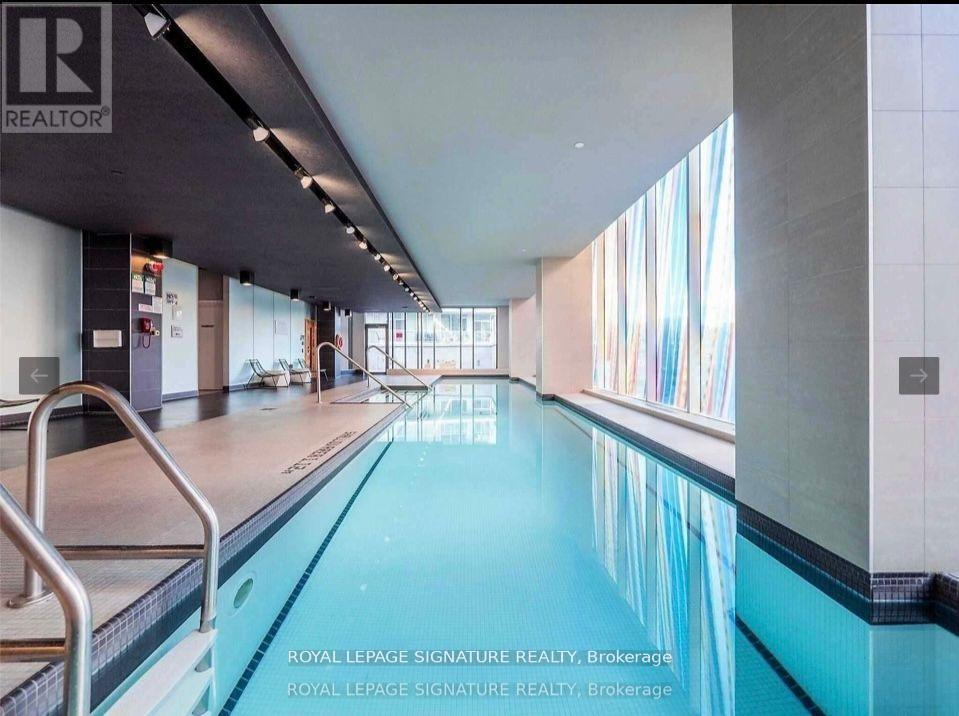 3706 - 75 Queens Wharf, Toronto, Ontario  M5V 0J8 - Photo 11 - C12555792