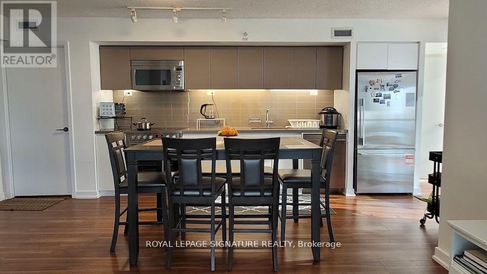 3706 - 75 Queens Wharf, Toronto, Ontario  M5V 0J8 - Photo 16 - C12555792