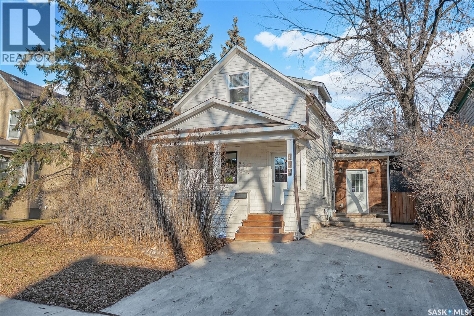 114 28th STREET W, Saskatoon, Saskatchewan