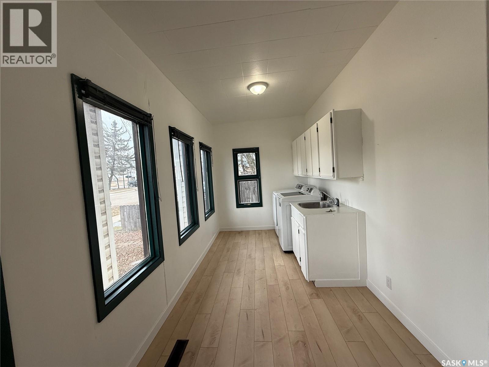 732 6th Street, Humboldt, Saskatchewan  S0K 2A0 - Photo 4 - SK024246