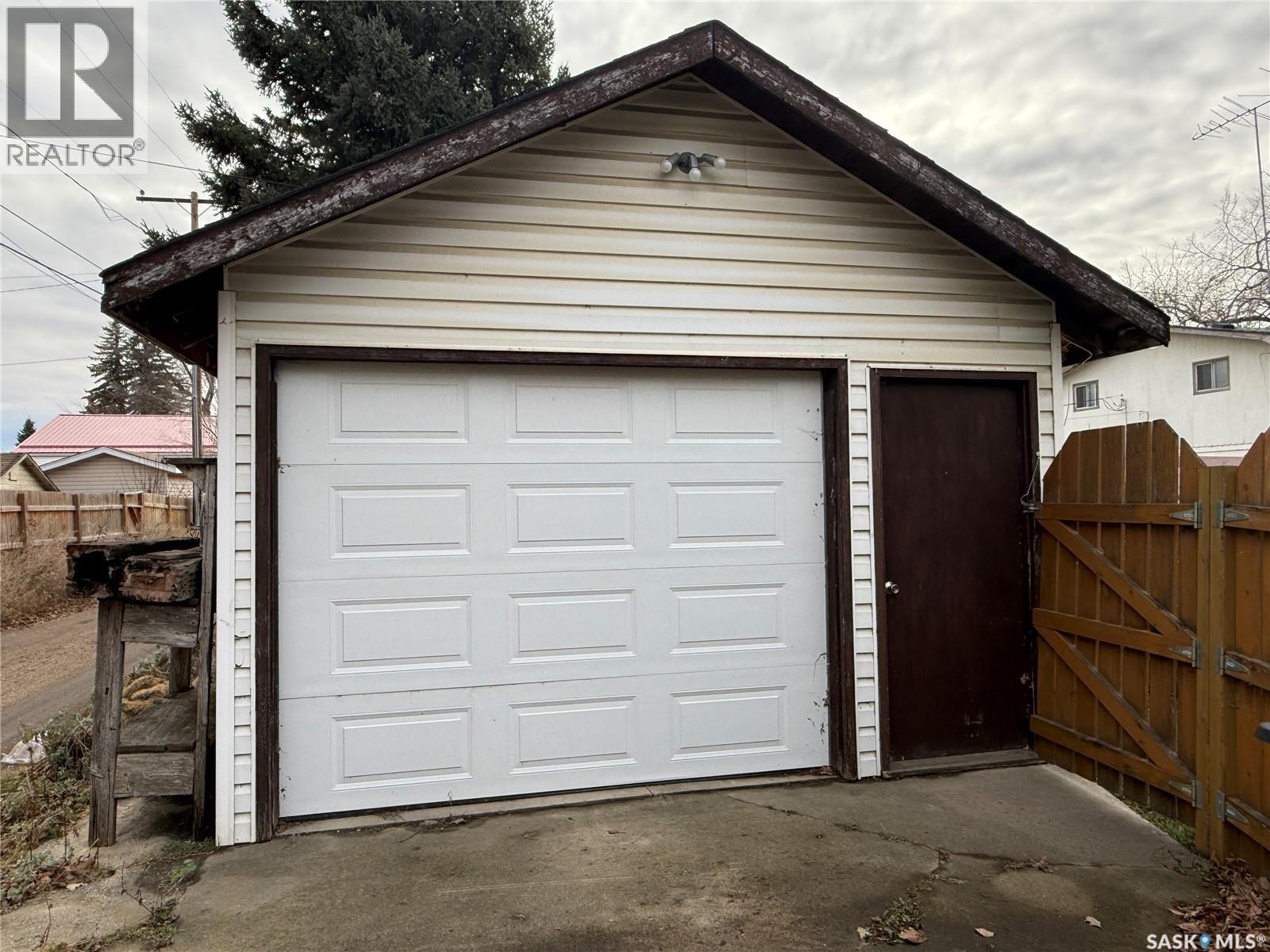 732 6th Street, Humboldt, Saskatchewan  S0K 2A0 - Photo 49 - SK024246