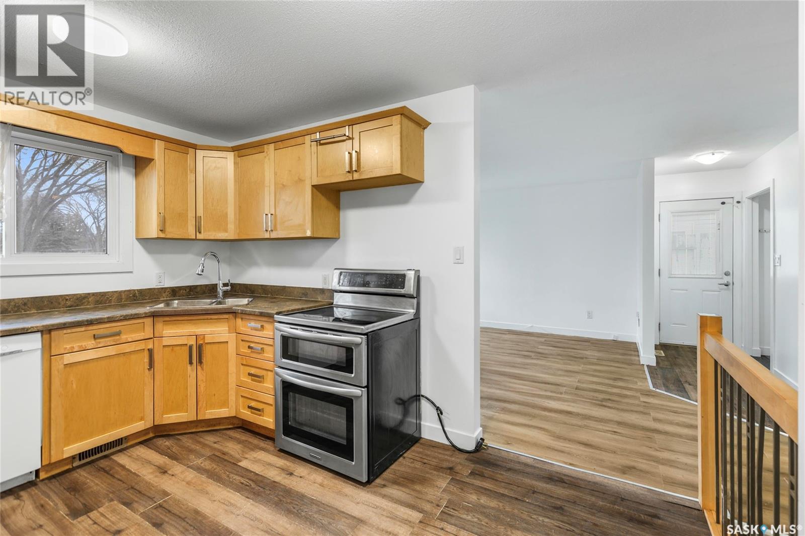 103 Church Drive, Regina, Saskatchewan  S4X 1L7 - Photo 8 - SK024162