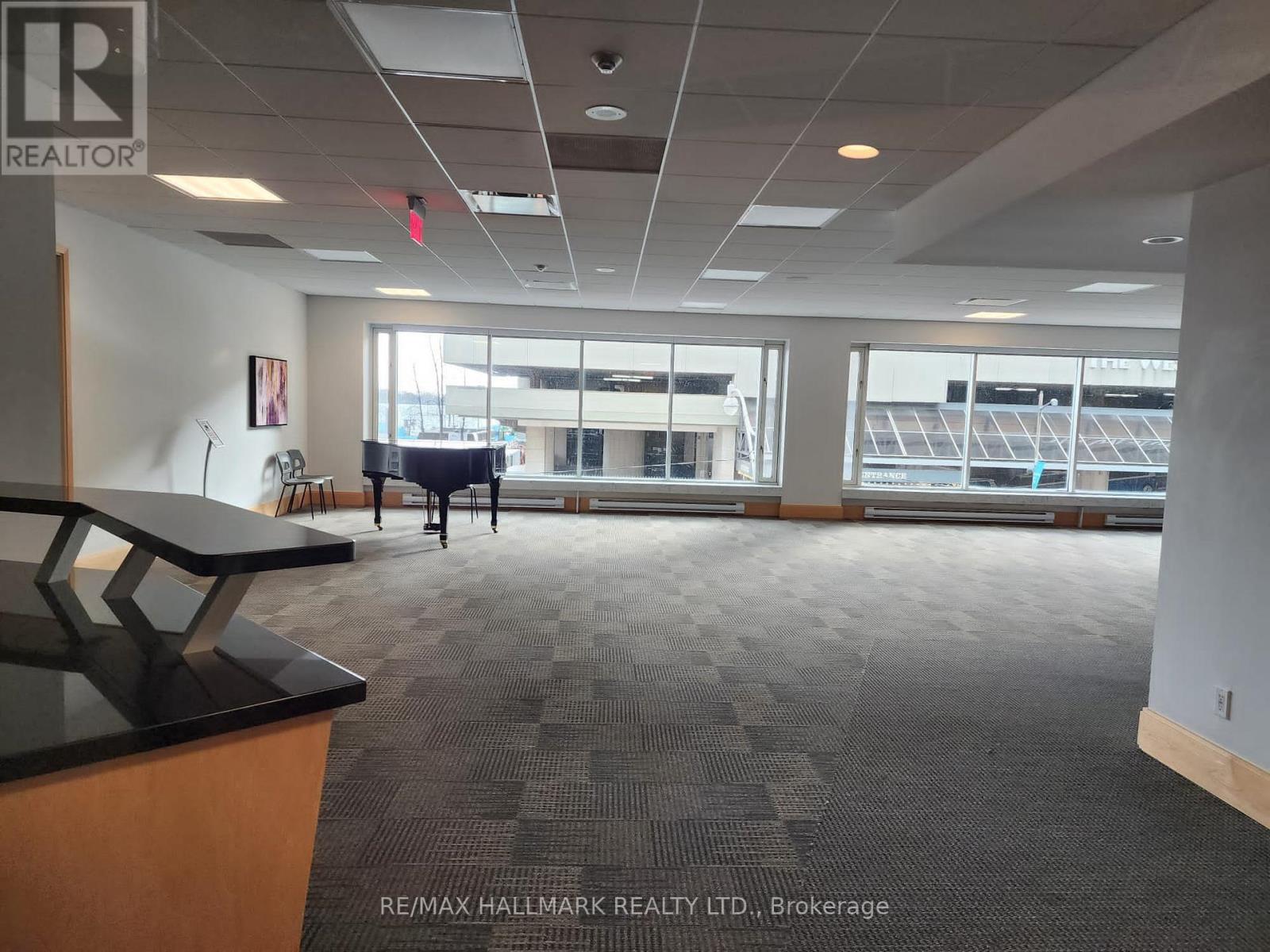 Ph11 - 10 Queens Quay W, Toronto, Ontario  M5J 2R9 - Photo 29 - C12433574