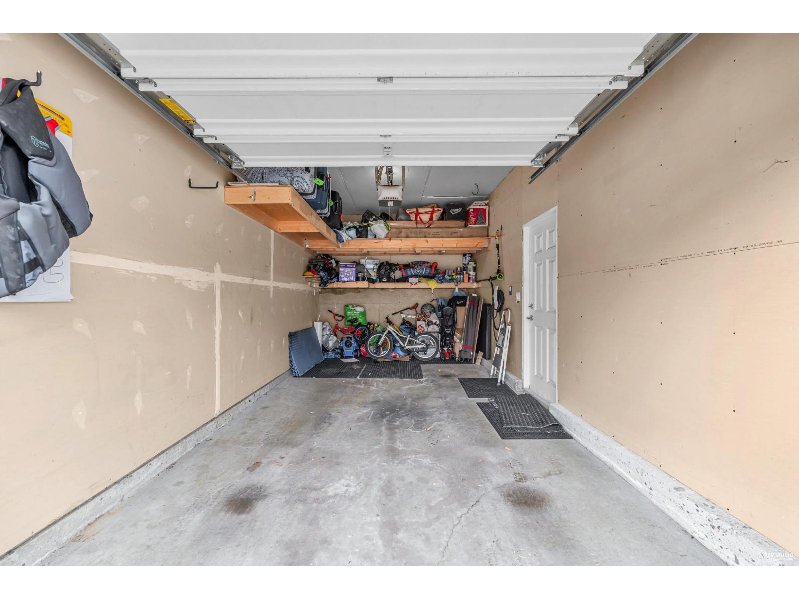 6956 208 Street, Langley, British Columbia  V2Y 0G1 - Photo 39 - R3068320