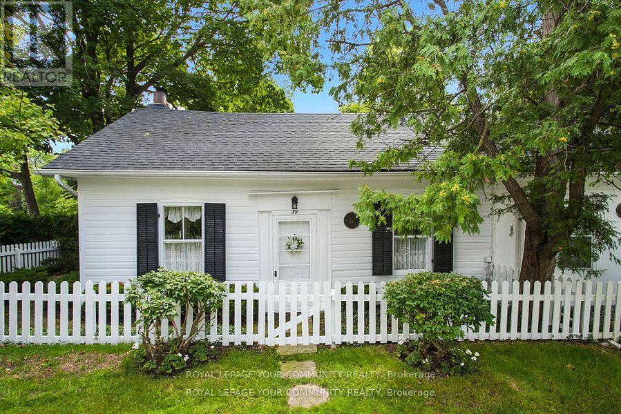 39 COLBORNE STREET, Markham, Ontario