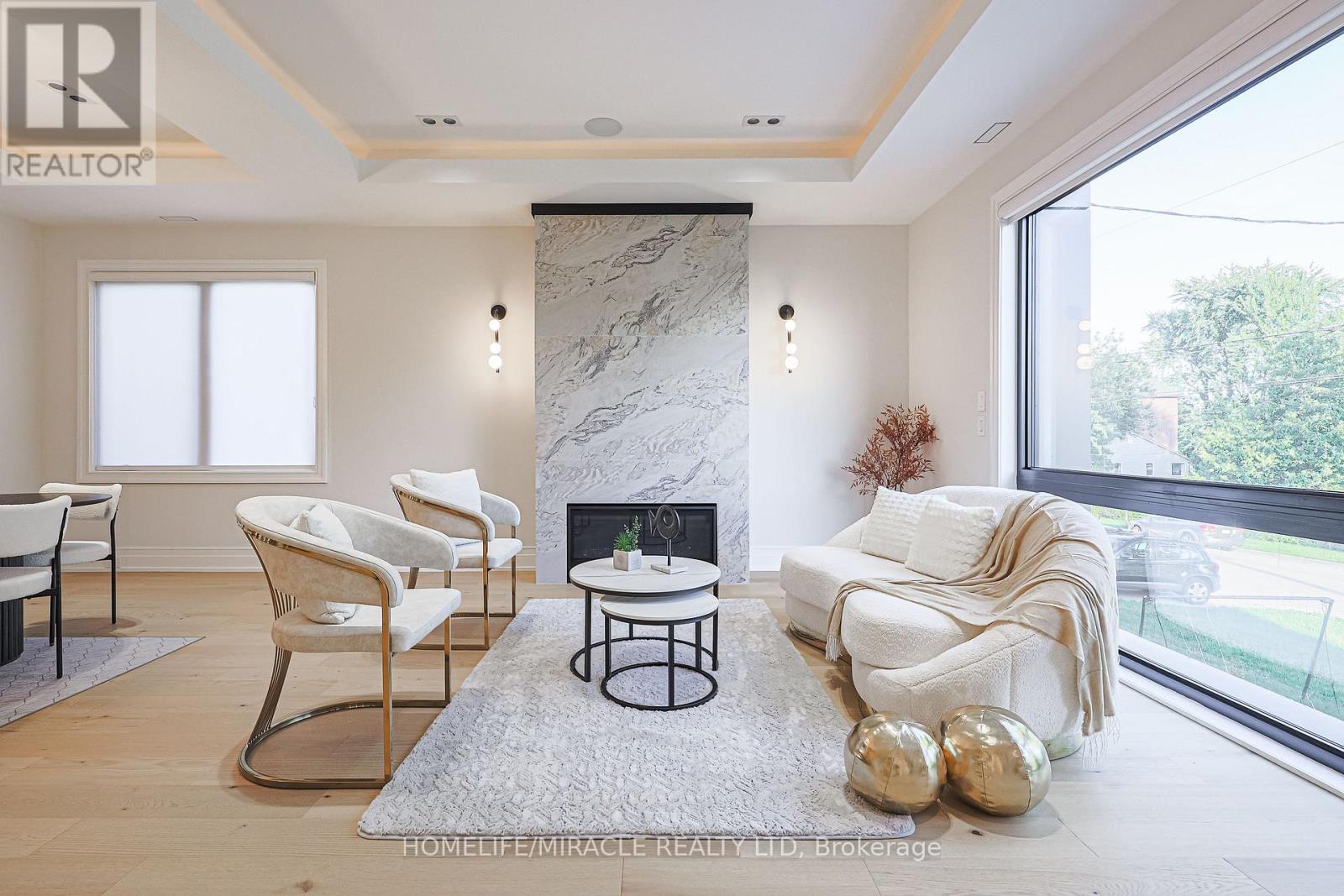 636 Annland Street, Pickering, Ontario  L1W 1B1 - Photo 10 - E12555698