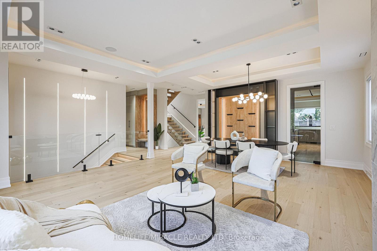 636 Annland Street, Pickering, Ontario  L1W 1B1 - Photo 11 - E12555698