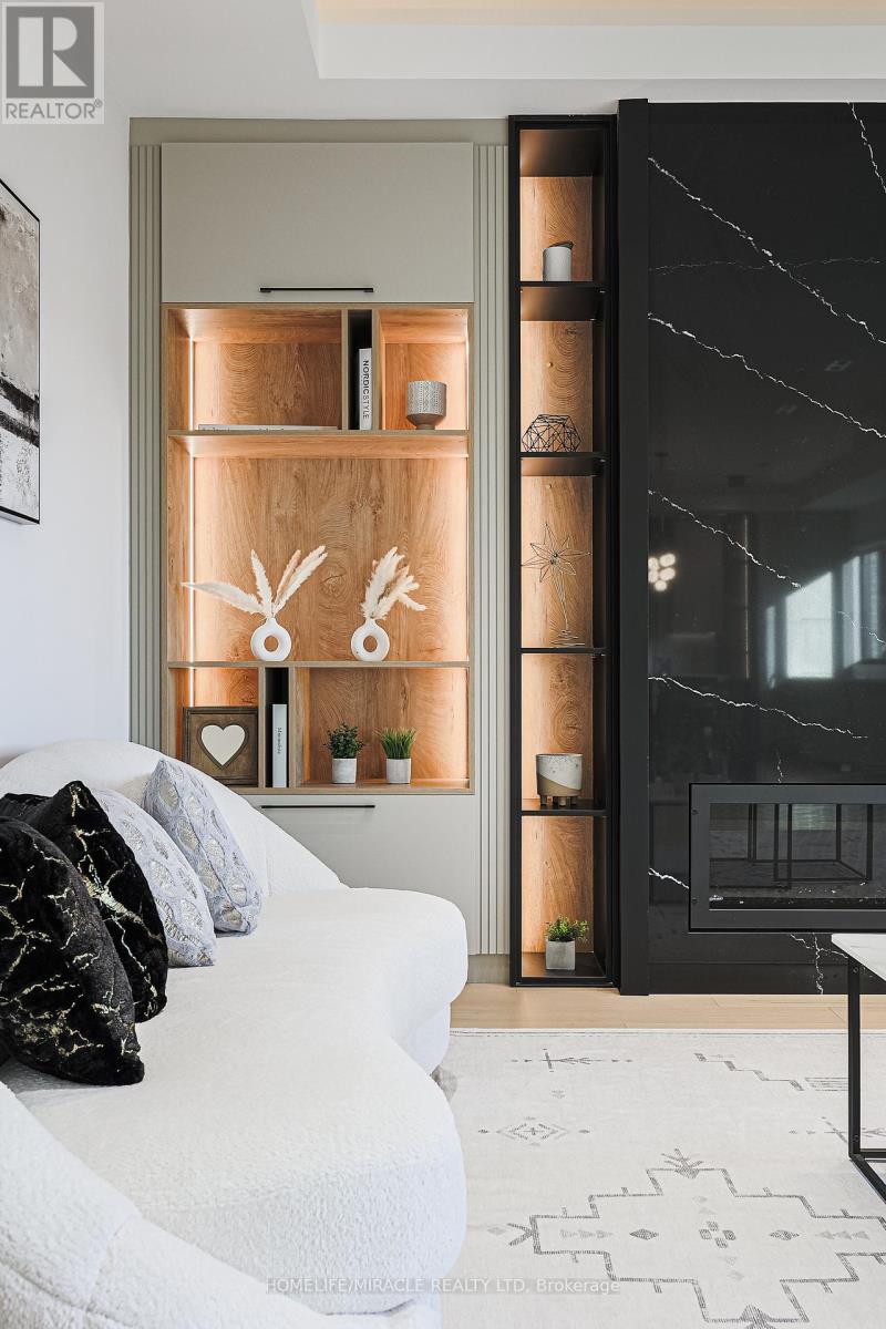 636 Annland Street, Pickering, Ontario  L1W 1B1 - Photo 18 - E12555698