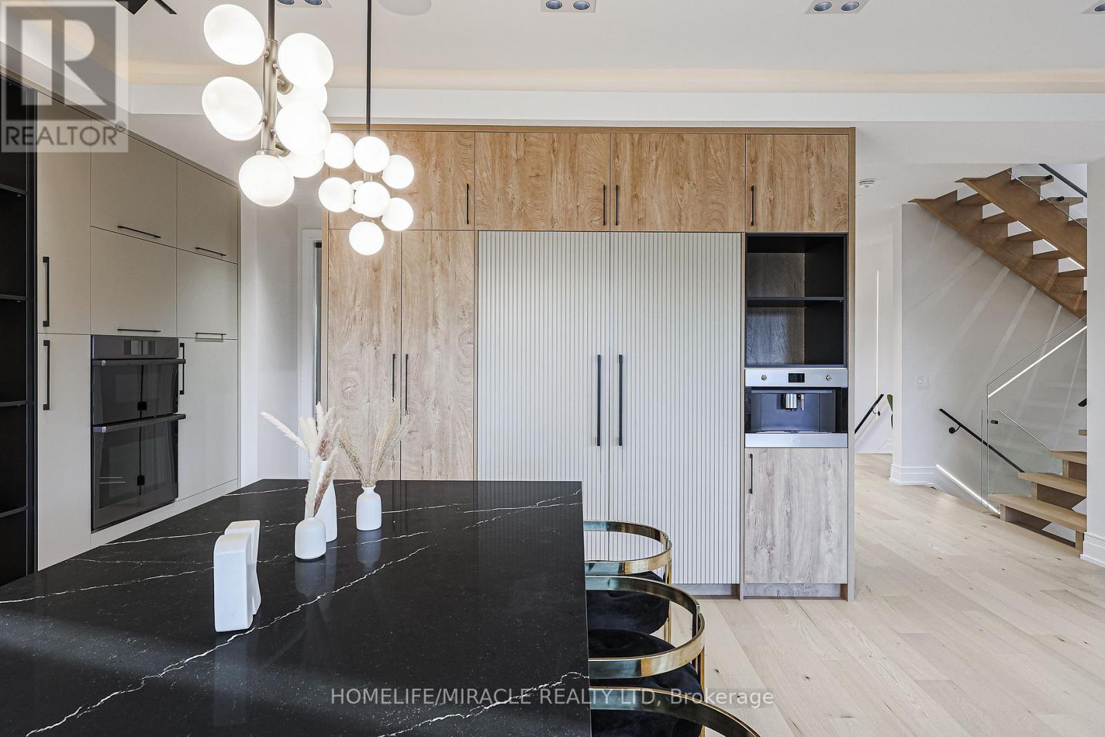 636 Annland Street, Pickering, Ontario  L1W 1B1 - Photo 23 - E12555698