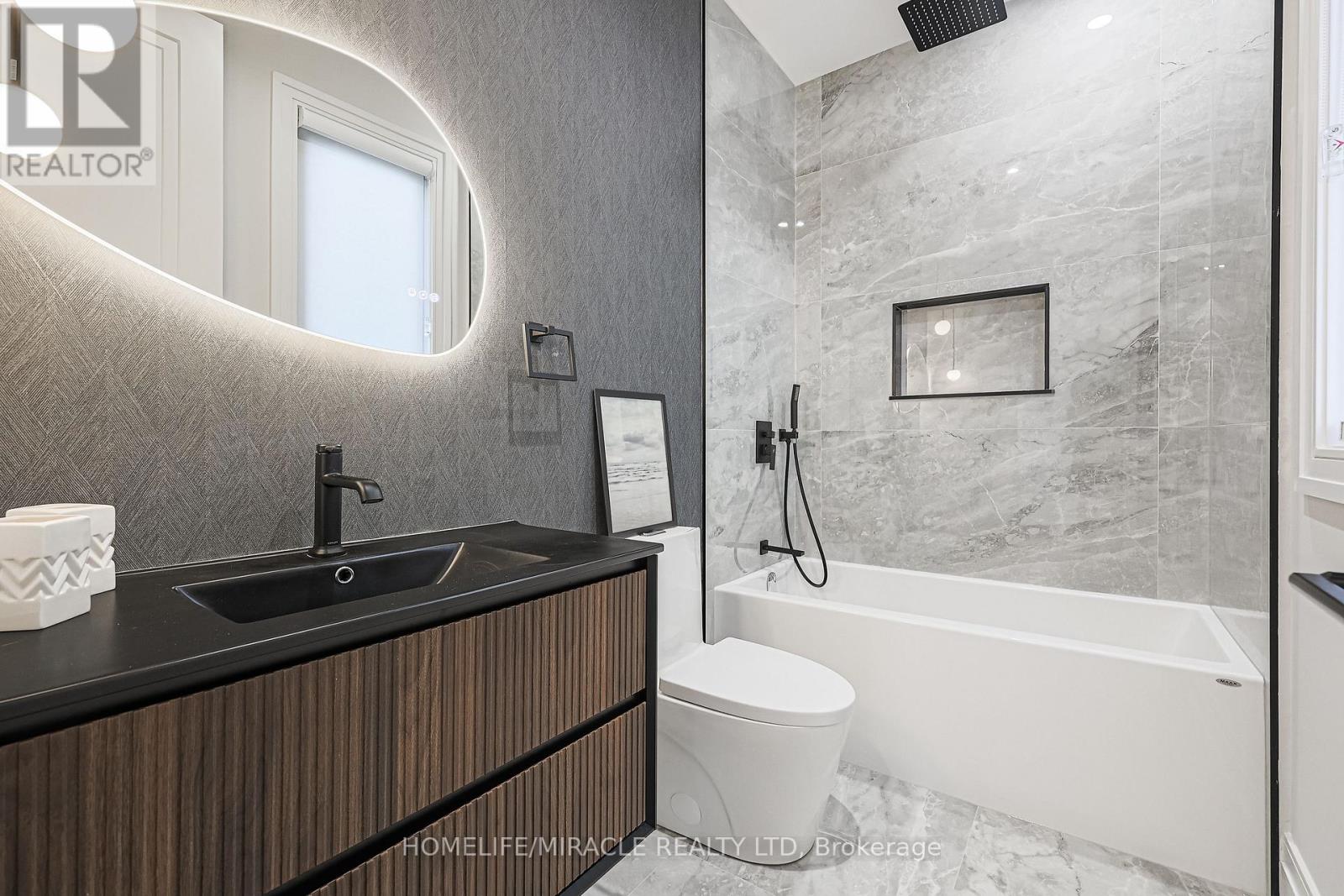 636 Annland Street, Pickering, Ontario  L1W 1B1 - Photo 32 - E12555698