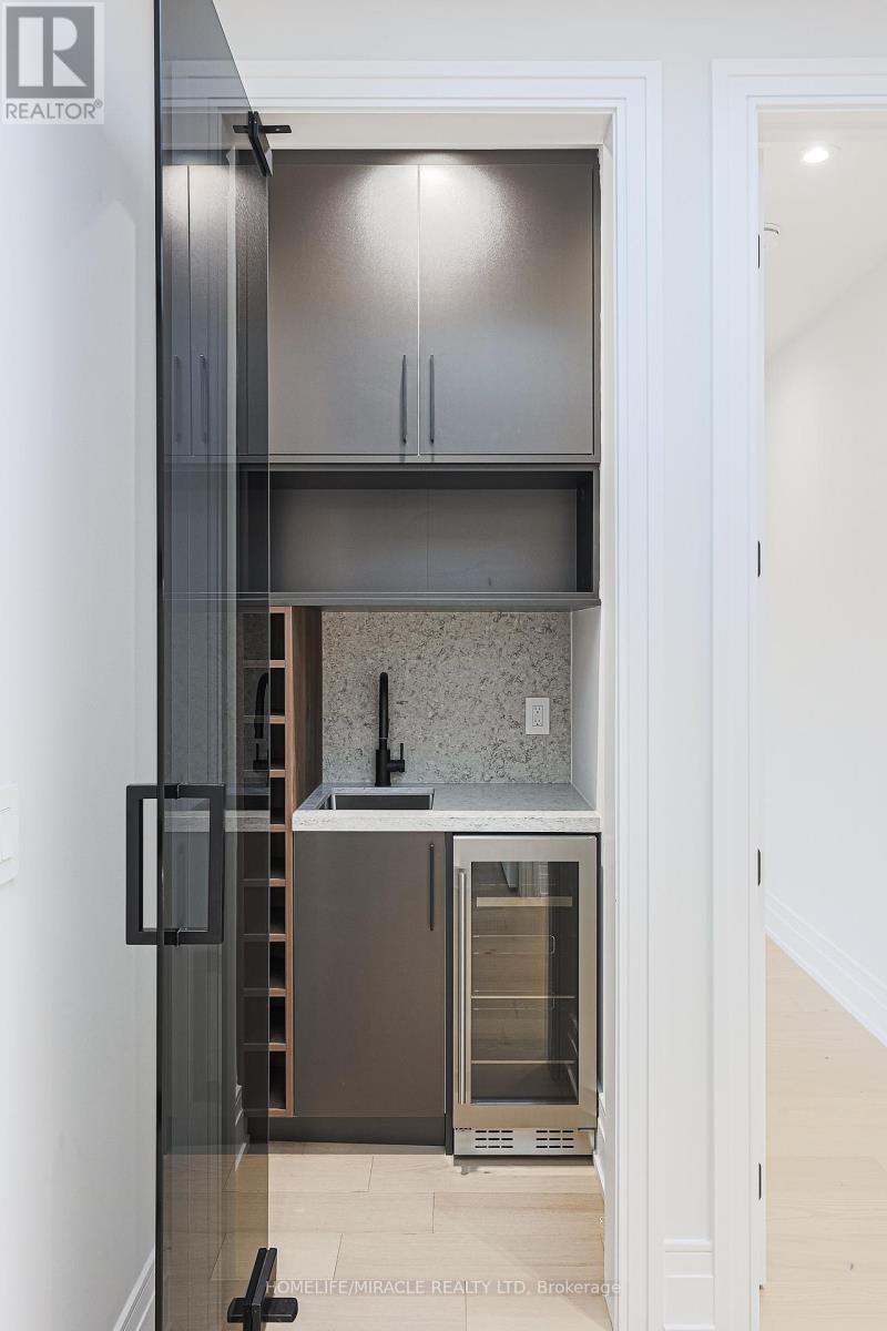 636 Annland Street, Pickering, Ontario  L1W 1B1 - Photo 35 - E12555698