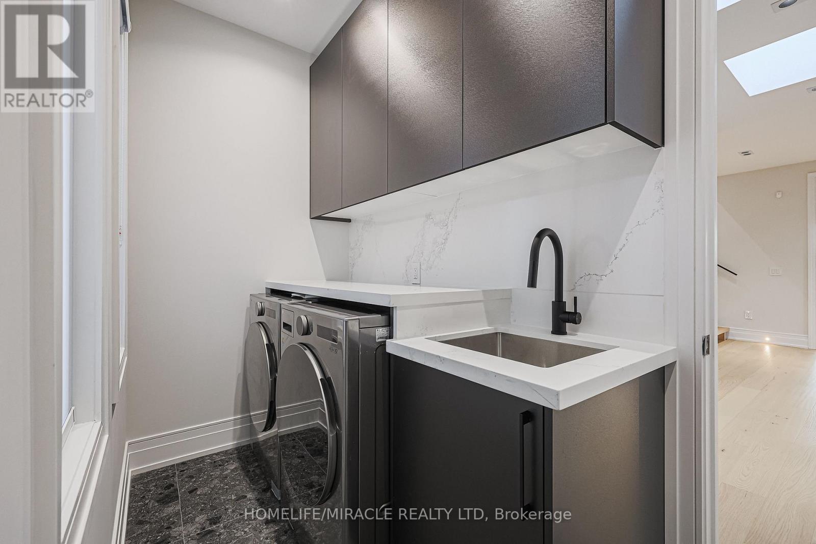 636 Annland Street, Pickering, Ontario  L1W 1B1 - Photo 36 - E12555698