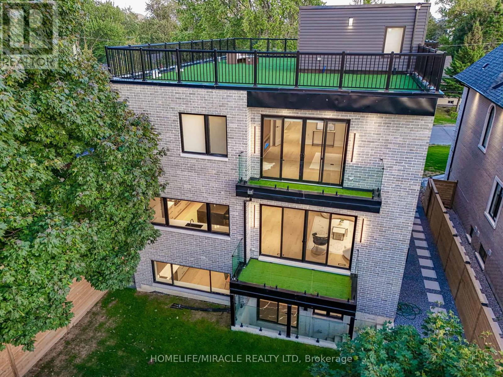 636 Annland Street, Pickering, Ontario  L1W 1B1 - Photo 49 - E12555698