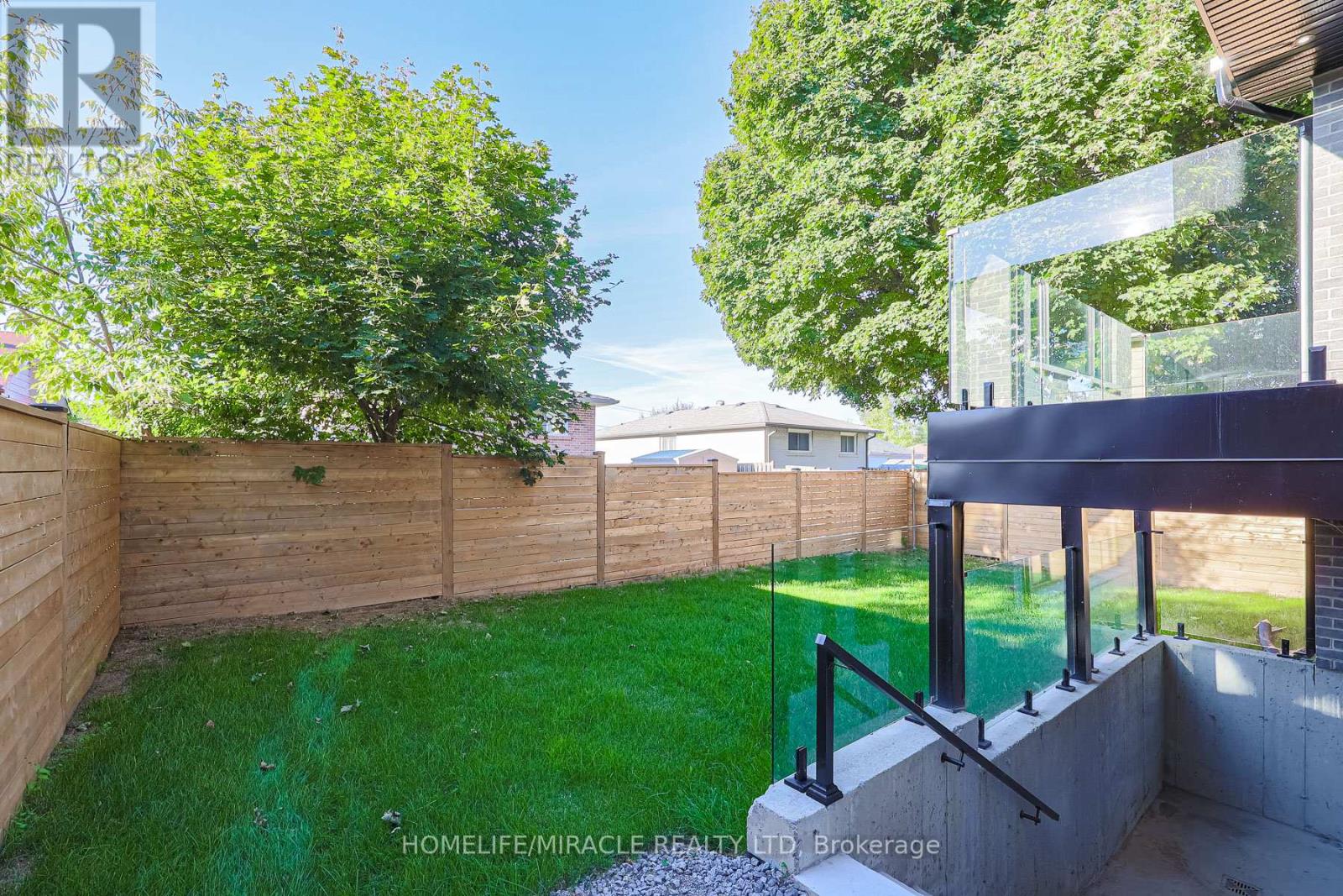 636 Annland Street, Pickering, Ontario  L1W 1B1 - Photo 50 - E12555698