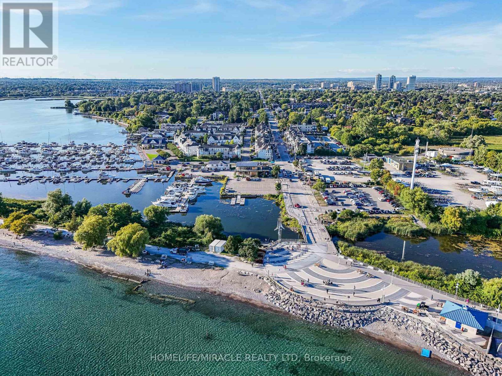 636 Annland Street, Pickering, Ontario  L1W 1B1 - Photo 6 - E12555698