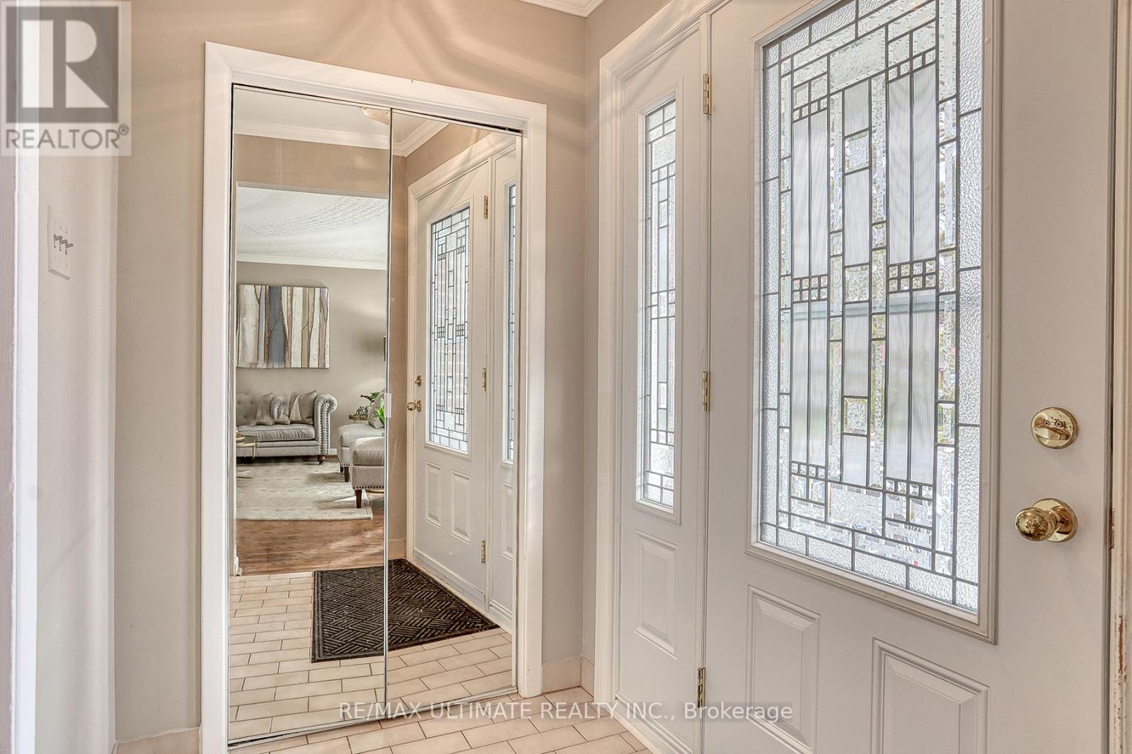 76 Bertrand Avenue, Toronto, Ontario  M1K 2S6 - Photo 3 - E12555726