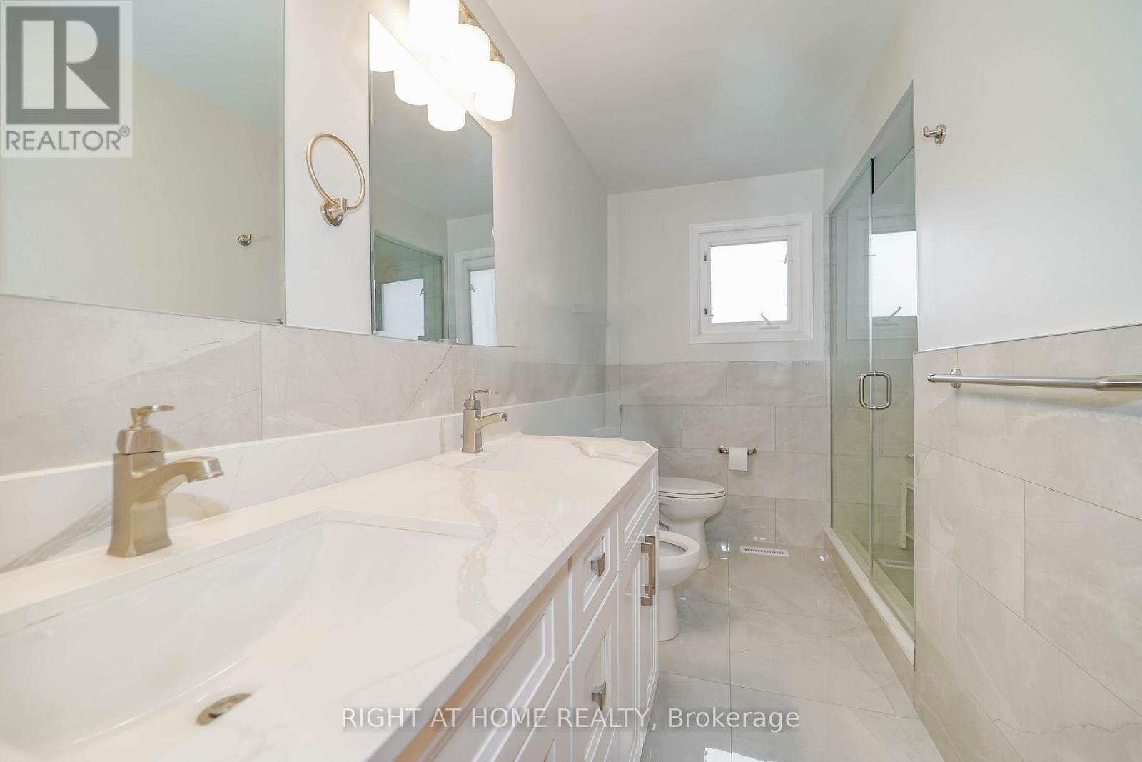 2 Lapworth Crescent, Toronto, Ontario  M1V 2M5 - Photo 23 - E12555742