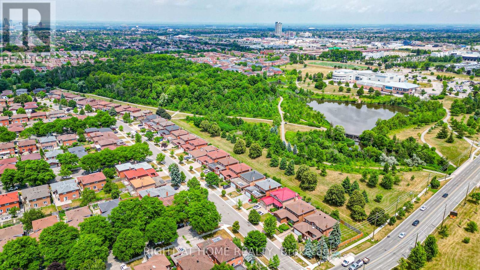 2 Lapworth Crescent, Toronto, Ontario  M1V 2M5 - Photo 41 - E12555742