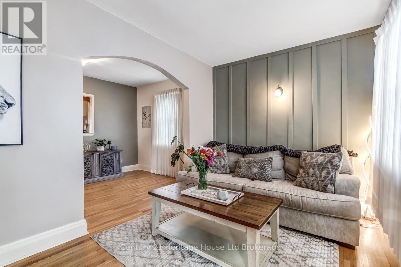 116 East Park Drive, Woodstock, Ontario  N4S 3N2 - Photo 6 - X12555092