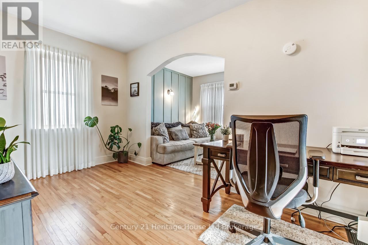 116 East Park Drive, Woodstock, Ontario  N4S 3N2 - Photo 9 - X12555092