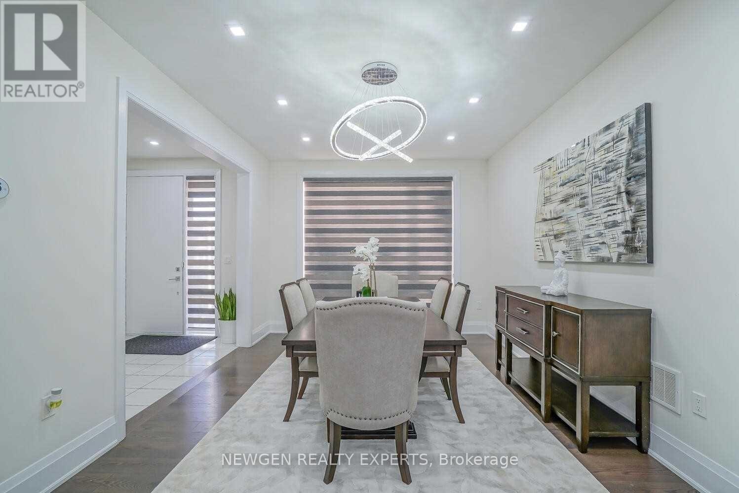 28 Dalecrest Road, Brampton, Ontario  L6X 5N3 - Photo 7 - W12551570