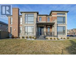 28 DALECREST ROAD, Brampton, Ontario