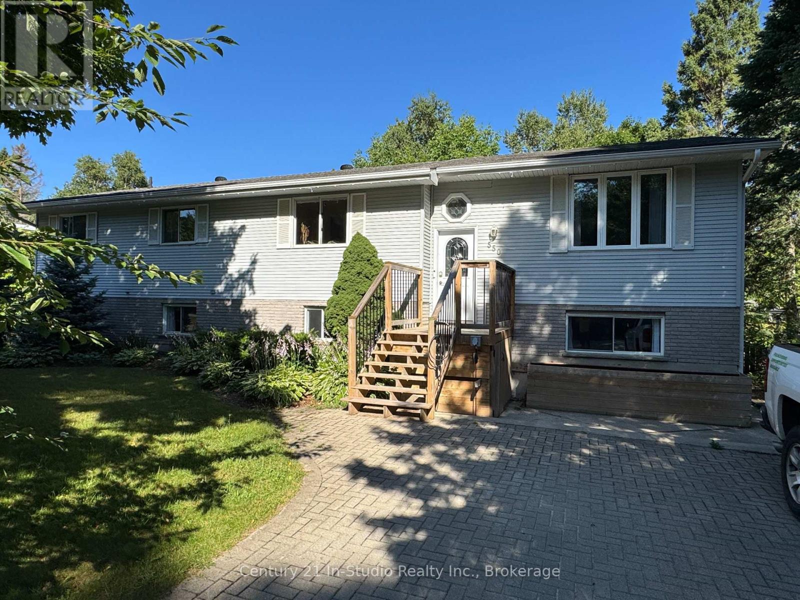 550 MCNABB STREET, Saugeen Shores, Ontario