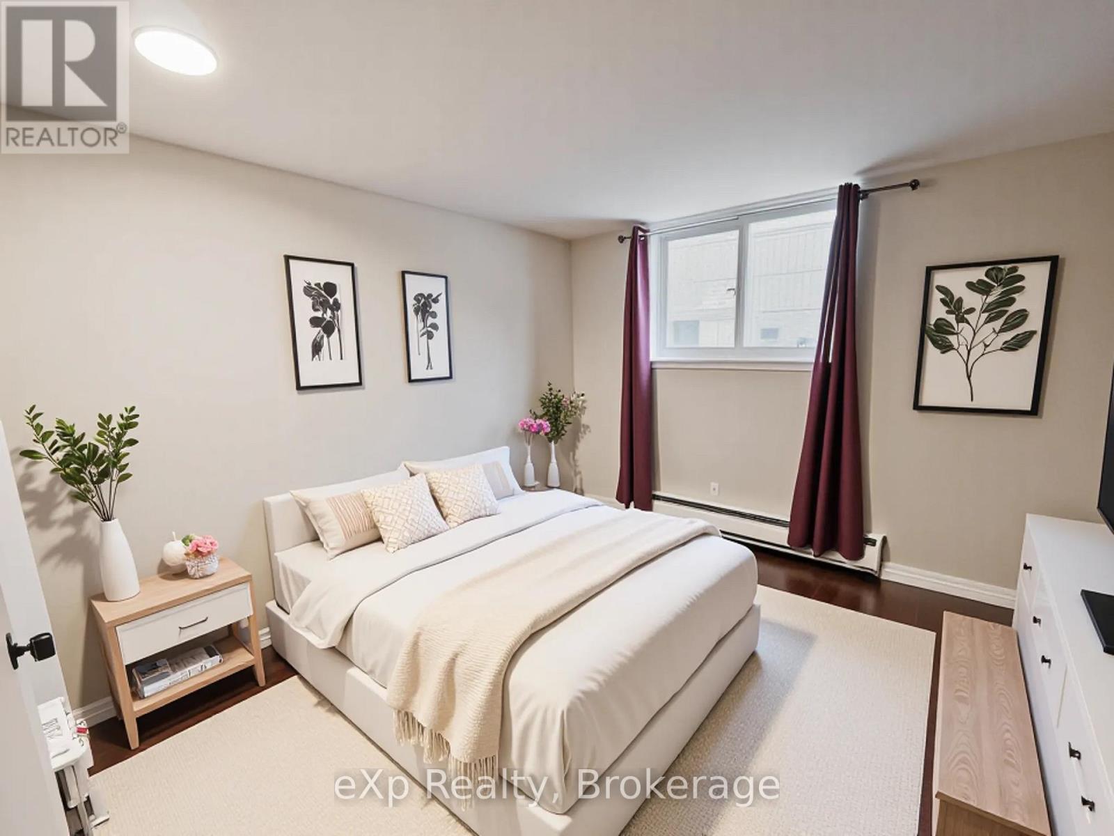 Unit 1 - 26 Woodfern Court, Kitchener, Ontario  N2E 1H4 - Photo 4 - X12539856