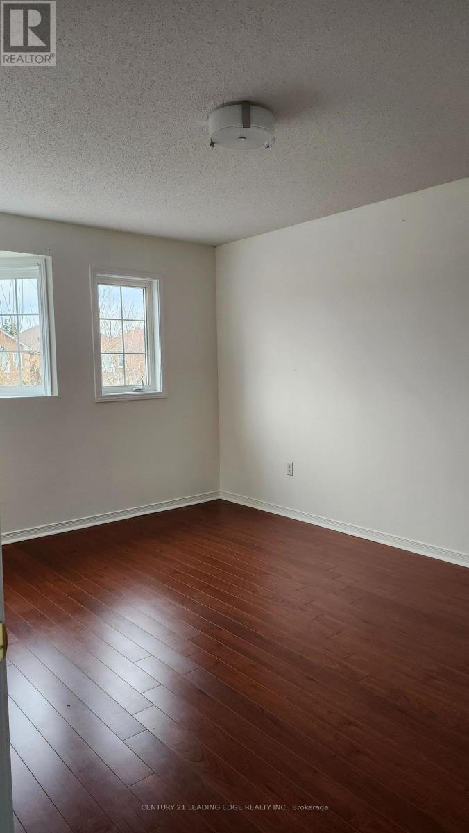 7 Angela Court, Markham, Ontario  L3S 4K8 - Photo 11 - N12555606