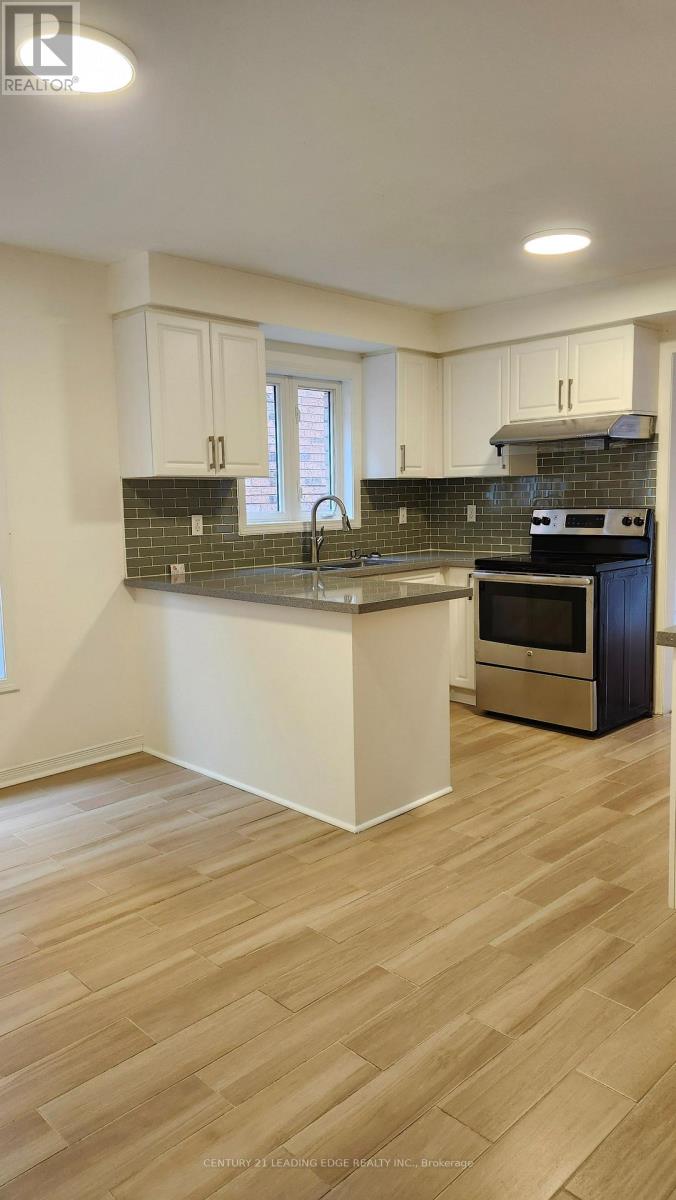 7 Angela Court, Markham, Ontario  L3S 4K8 - Photo 2 - N12555606