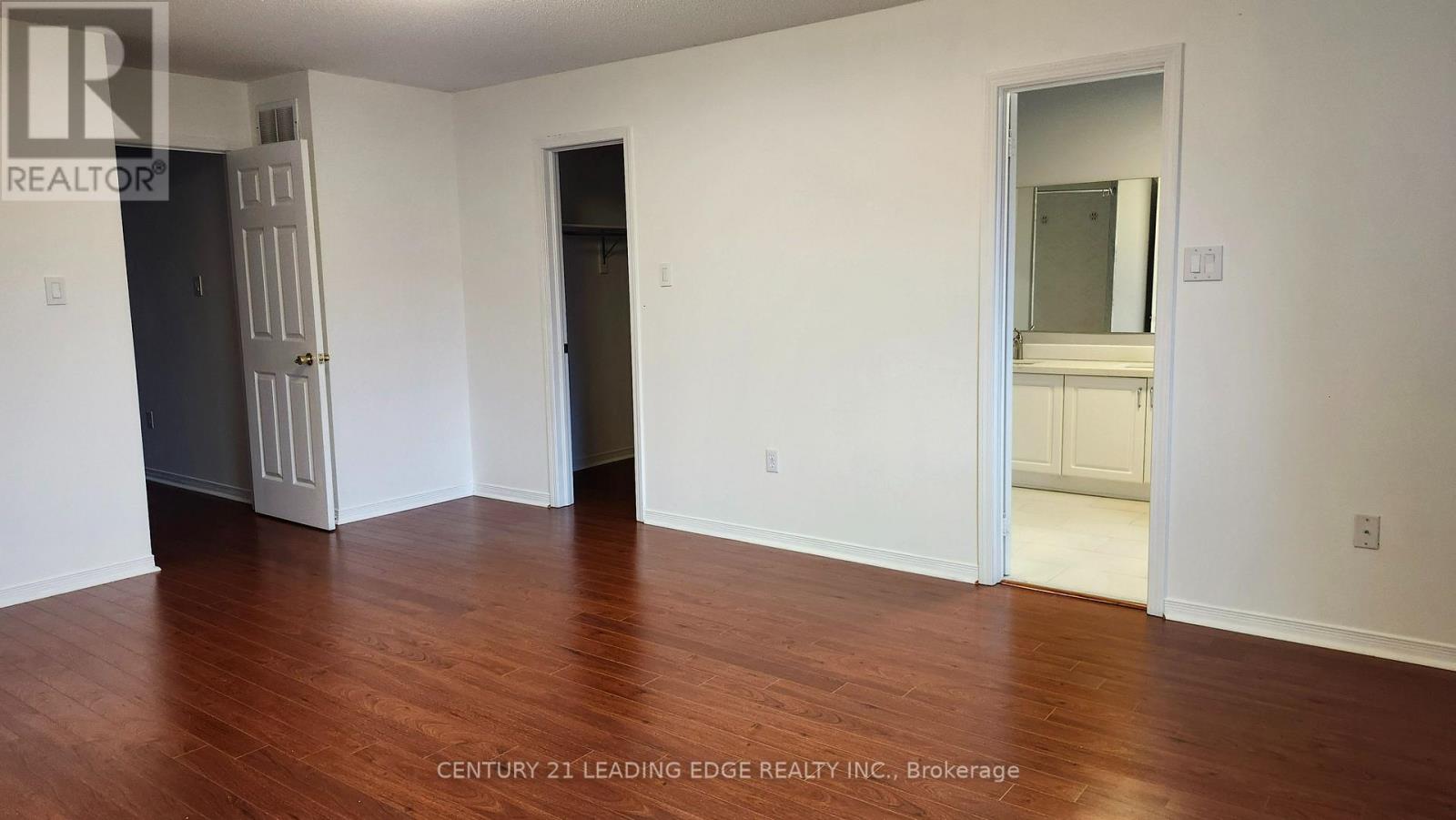 7 Angela Court, Markham, Ontario  L3S 4K8 - Photo 7 - N12555606